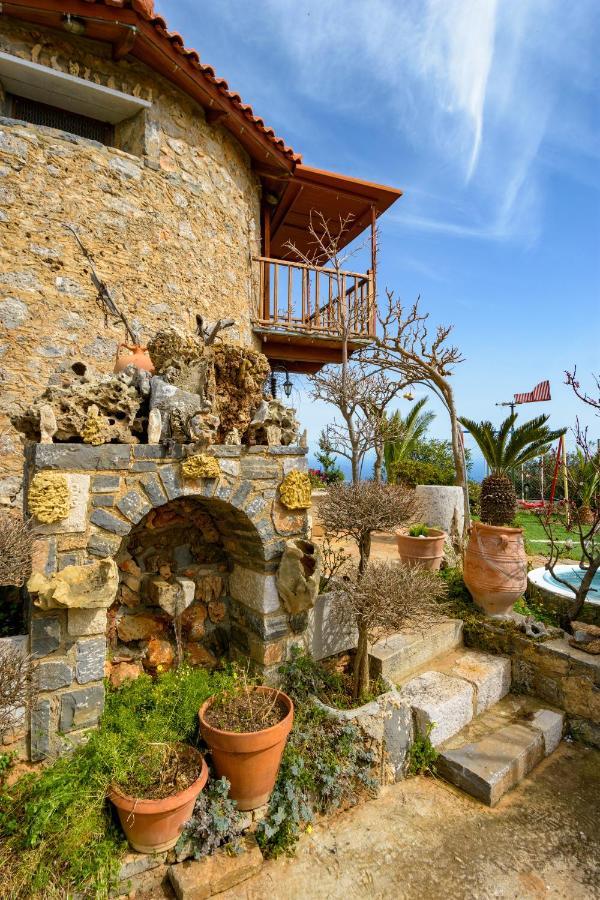 Traditional Windmill-Milos Kroustas 外观 照片